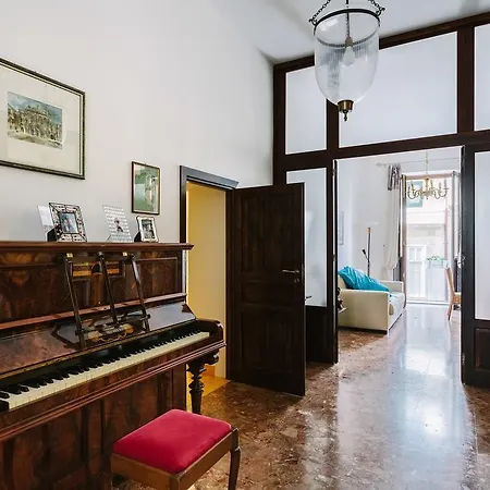Elisa's House
