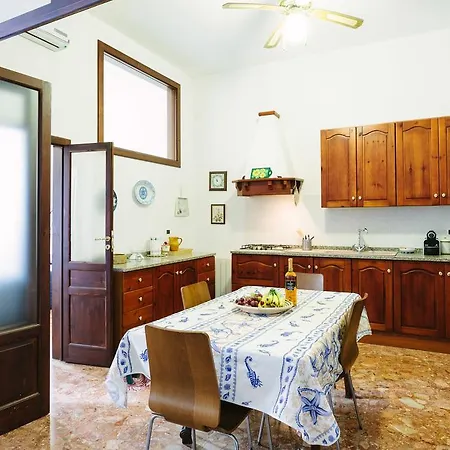 Elisa's House Διαμέρισμα